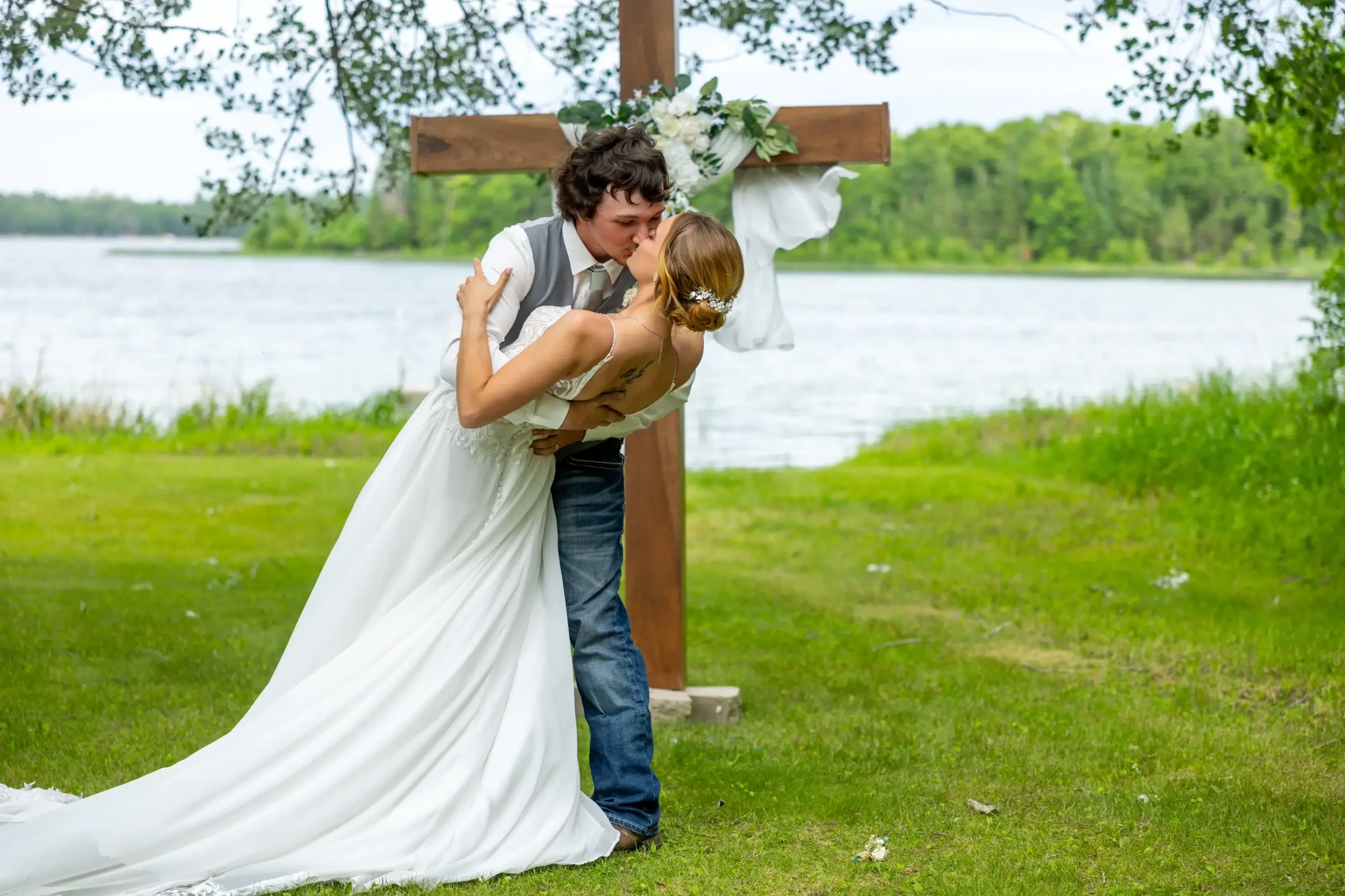 Emma & Alex. Desktop Image