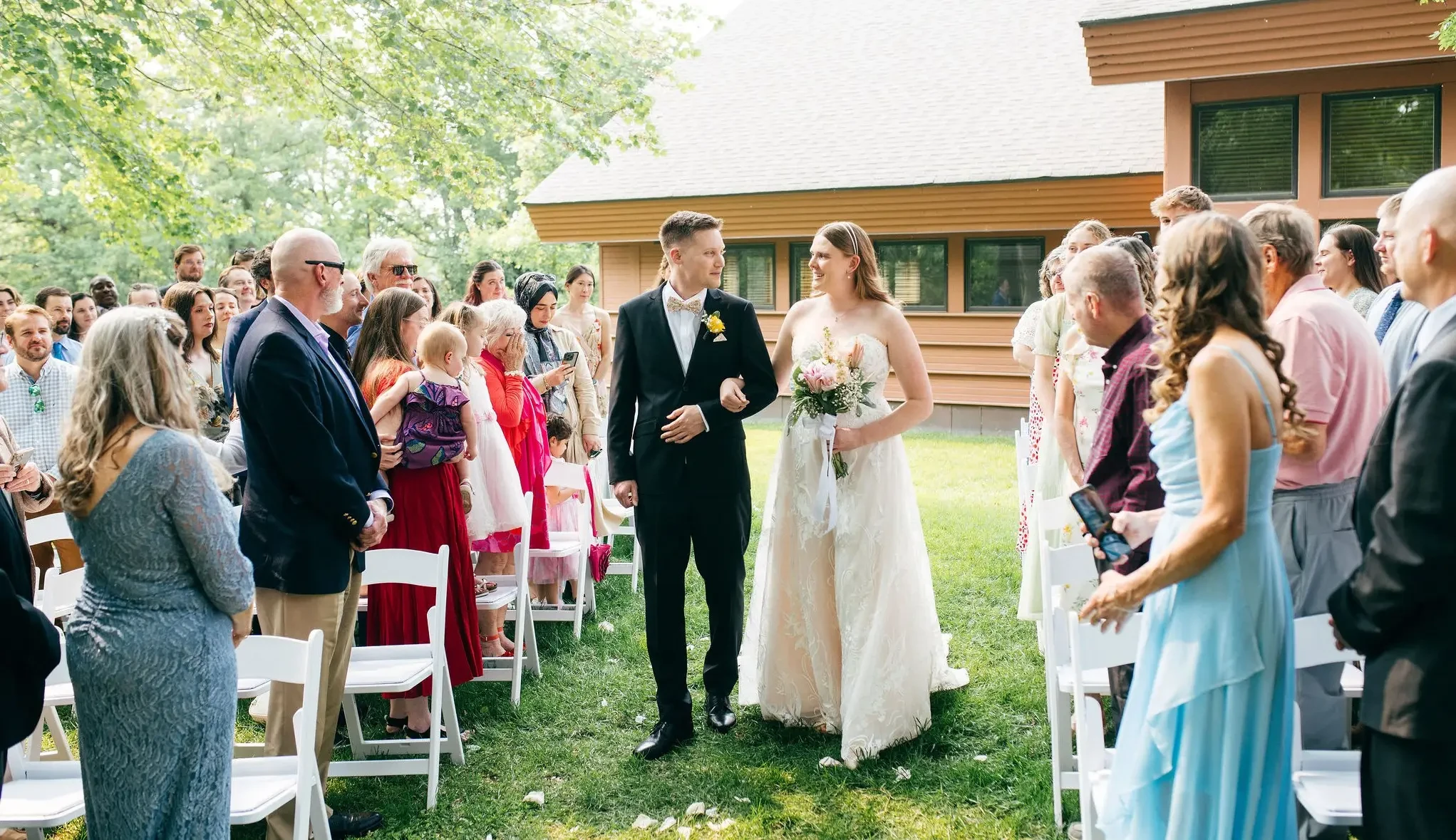 Maggie & Eric. Desktop Image