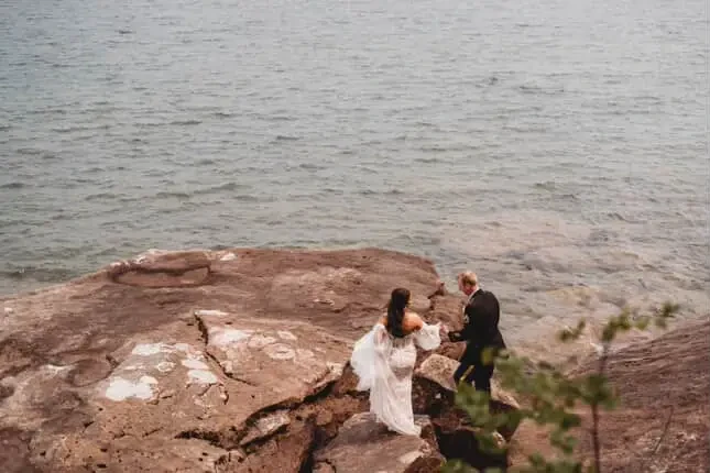 Nicole & Anthony. Desktop Image